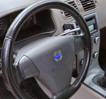 Volvo V50 cena 26900 przebieg: 218868, rok produkcji 2012 z Kałuszyn małe 106